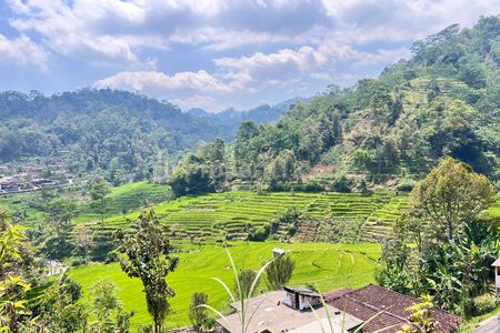 Jual Tanah Udara Dingin 3500m² di Kota Wisata Kemuning Karanganyar
