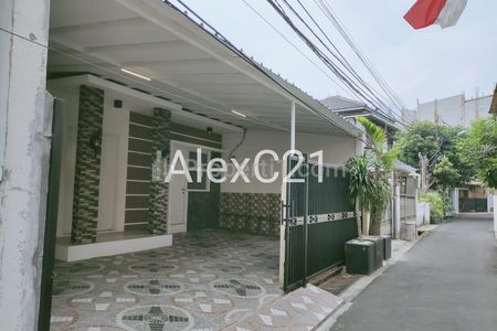 Dijual Rumah di Tebet Barat, Tebet, Jakarta Selatan