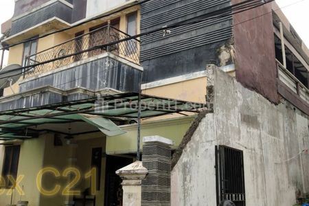 Dijual Cepat Rumah dan Kost Harga Tanah Daerah Strategis di Warung Buncit, Kalibata, Jakarta Selatan