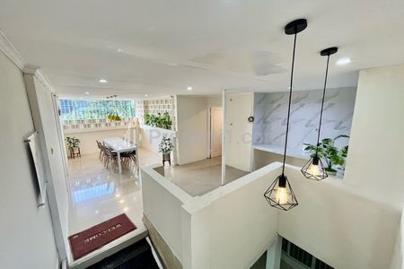 Jual Rumah Kost SHM 40 Kamar Full Tersewa Luas Tanah 300m2, Bangunan 500m2, 3 Lantai, Dekat UI dan Depok Town Square