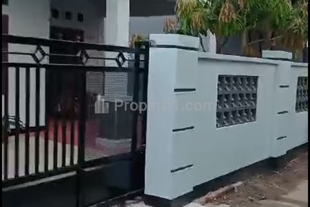 Tampak depan