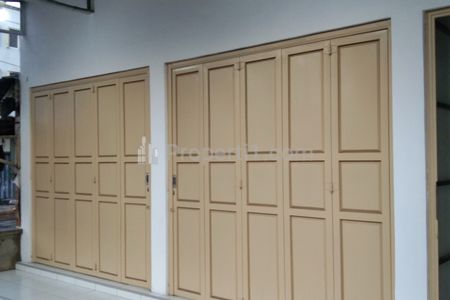 Disewakan Ruko/Toko Lokasi Strategis di Tengah Kota Kudus & Baru Selesai Bangun