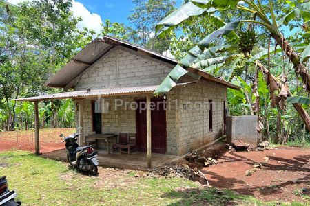 Dijual Tanah 2216m² Bonus Bangunan Rumah di Karanganyar