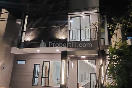 Dijual Rumah Minimalis Modern 2 Lantai Lokasi di Gayungsari Barat Surabaya Selatan