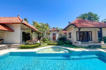 Dijual Villa1 Lantai 5 Kamar Tidur Semi Furnish di Kuta Selatan, Badung