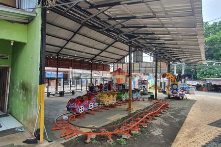 Dikontrakan Gudang Usaha Pinggir Jalan Raya di Mijen Semarang Cocok Buat Swalayan, Toko, Cafe Kantor dan Kost-kostan
