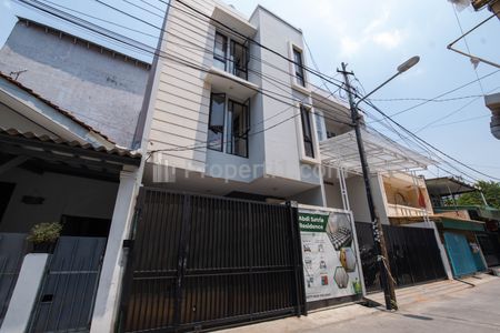 Tampak Depan