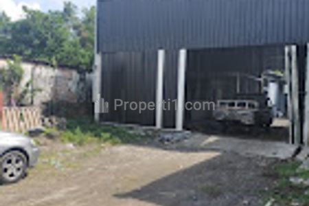 Disewakan Gudang Bekasi Gudang Bahan Bangunan Lokasi Depan Jalan Raya di Blitar
