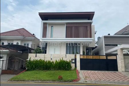 Dijual Rumah Citraland RAYA South Emerald Mansion - Lantai MARMER - FULL FURNISHED - PRIVATE LIFT - Garasi Carport 6 MOBIL - Private Swimming pool
