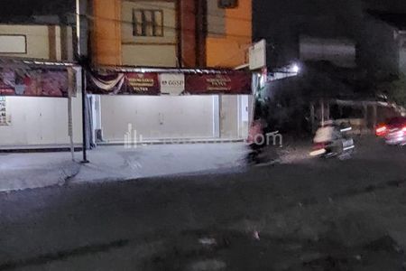 Dijual Ruko Luas 196 m2 3 Lantai Lokasi di Raya Tasikmalaya Jawa Barat