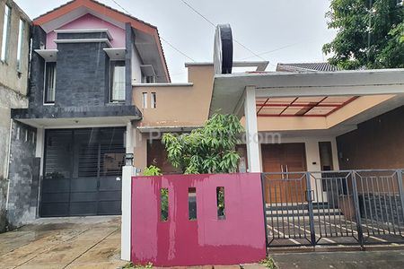 Dijual Cepat Rumah Bagus dan Strategis 2 Lantai di Sleman, Yogyakarta