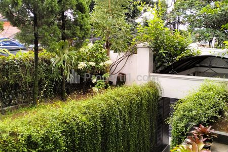 Dijual Rumah Mewah Semi Furnished di Perum Bogor Baru, Kota Bogor