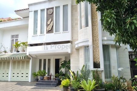 Tampak depan