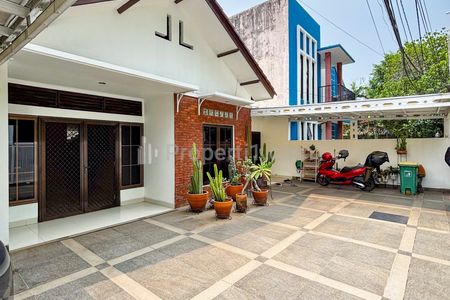 Dijual Rumah Terawat dan Siap Huni Lokasi Strategis di Kebayoran Baru, Jakarta Selatan