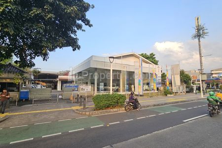 Tampak Depan