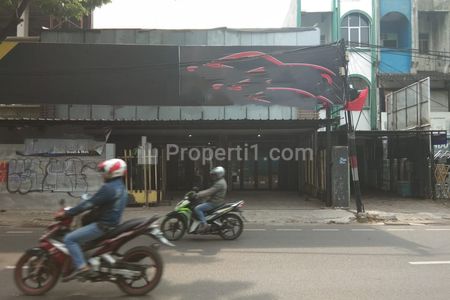 Disewakanl Ruko Usaha, Lokasi Strategis Pinggir Jalan di Kebayoran Lama Jakarta Selatan
