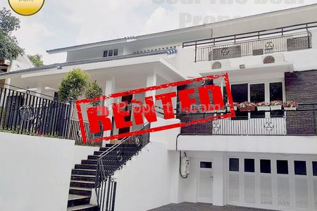 Disewakan Rumah di Senopati/SCBD/Kebayoran Baru Jakarta Selatan STD242