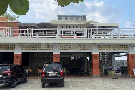 Dijual Restoran Mewah 1300m² View Gunung Lawu Karanganyar