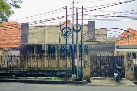 Rumah Dijual di Ngagel Wonokromo Surabaya Selatan Hitung Tanah Lokasi Strategis Nol Jalan Raya