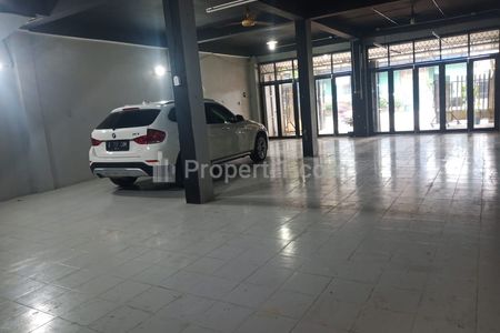 Dijual Ruko 2 Lantai di Pinggir Jalan Besar di Kebayoran Lama Jakarta Selatan