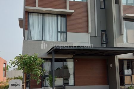 Dijual Rumah Attic View Danau di Summarecon Tangerang Bitung