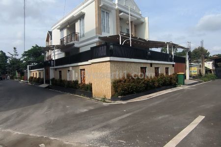 Jual Rumah Beserta Isinya di Komplek Pondok Kelapa Dekat Stasiun Klender Baru Cakung Buaran Duren Sawit Jakarta Timur