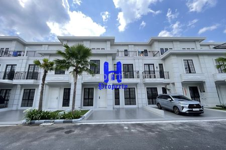 Jual Rumah Siap Huni di Komplek Jewel Park Medan Jalan Starban - Polonia