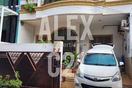 Dijual Rumah 2 Lantai di Kelapa Gading, Jakarta Utara