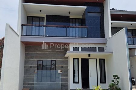 Jual Rumah 2 Lantai di Sulfat Sebuku Malang