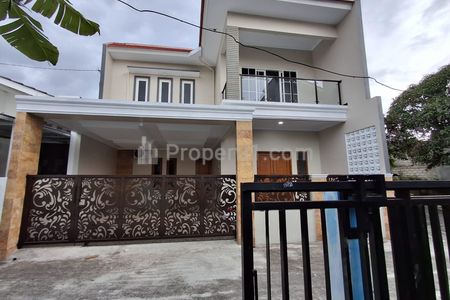Dijual Rumah Baru Modern Minimalis Semi Furnish di Kadirojo Purwomartani Yogyakarta