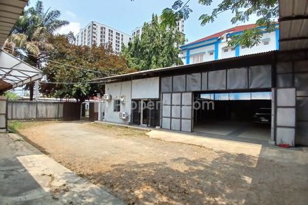 Dijual Tempat Usaha di BSD City, Hanya 1 km dari Jalan Letnan Sutopo, Tangerang Selatan