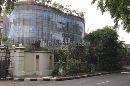 Dijual Rumah Cantik Mewah Strategis, Area Bukit Gading Villa, Kelapa Gading, Jakarta Utara