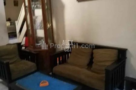 Dijual Rumah 2.5 Lantai di Komplek DKI Joglo, Larangan Indah, Larangan, Kota Tangerang