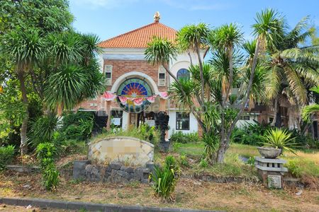 Jual Tempat Usaha Club House Strategis Kompek Puri Mas Surabaya