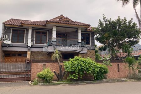 Dijual Rumah Hook di Jalan Utama di Pamulang Villa, Pondok Benda, Pamulang, Kota Tangerang Selatan