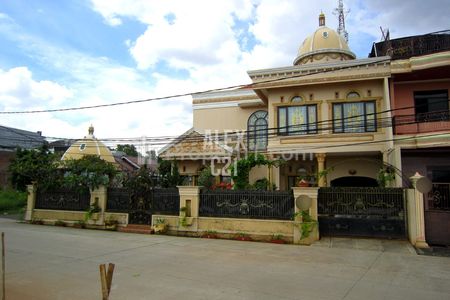 Dijual Rumah Kost di Kelapa Dua, Kebon Jeruk, Jakarta Barat