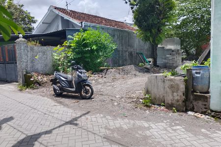 Dijual Tanah Murah Strategis di Kutu Wates Jl. Magelang Km. 3 Yogyakarta Dekat Jogja City Mall, UGM