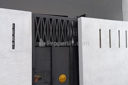 Rumah Disewakan Tahunan Lokasi Strategis di Halim Jakarta Timur