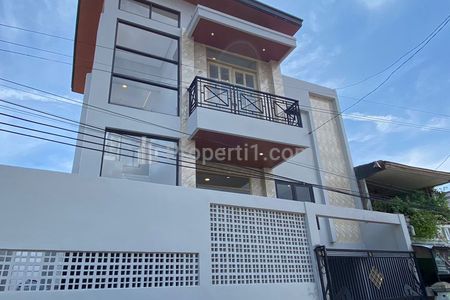 Dijual Rumah 2,5 Lantai di Mandala, Sidoarjo
