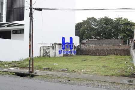 Tanah Dijual di Jalan Hasanuddin Medan (Dekat Iskandar Muda)