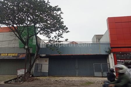Dijual dan Disewakan Tempat Usaha di Raya Barata Jaya, Surabaya