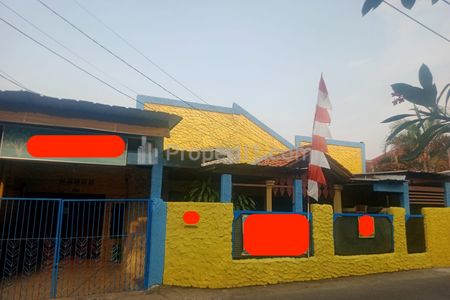 Jual Rumah Super Strategis di Area Cirendeu Tangerang Selatan, 800 meter ke Jalan Raya Utama