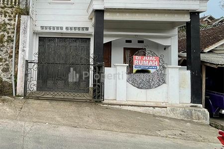 Jual Rumah Serasa Villa Udara Sejuk Pegunungan Dekat dengan Objek Wisata di Ciwidey Bandung