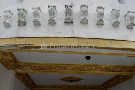 Tampak depan