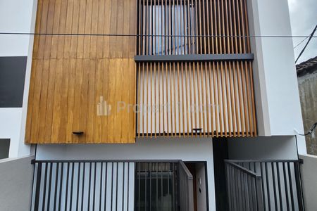 Dijual Rumah Baru 2 Unit di Sekelimus Buahbatu Bandung