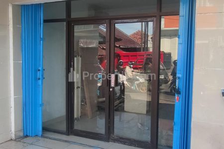 Dijual Cepat Kios Siap Beroperasi di Nagri Kaler, Purwakakarta