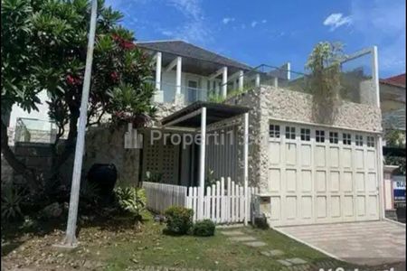 Dijual Rumah 2 Lantai di Taman Hunian Satelit 2, Surabaya