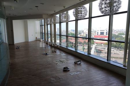 Disewakan Ruang Kantor APL Office, Tanjung Duren Fitted Luas 333m2 di Jakarta Barat