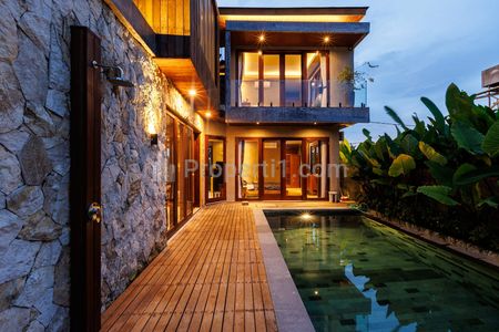 Jual Villa Mewah Premium Full Furnished dan Pool Ocean View di Kedungu Badung Bali