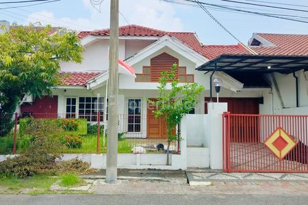 Rumah disewakan Nginden Intan Barat Surabaya